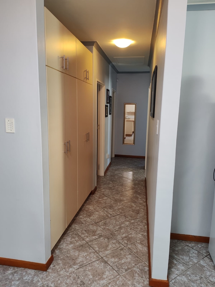 3 Bedroom Property for Sale in De Kelders Western Cape
